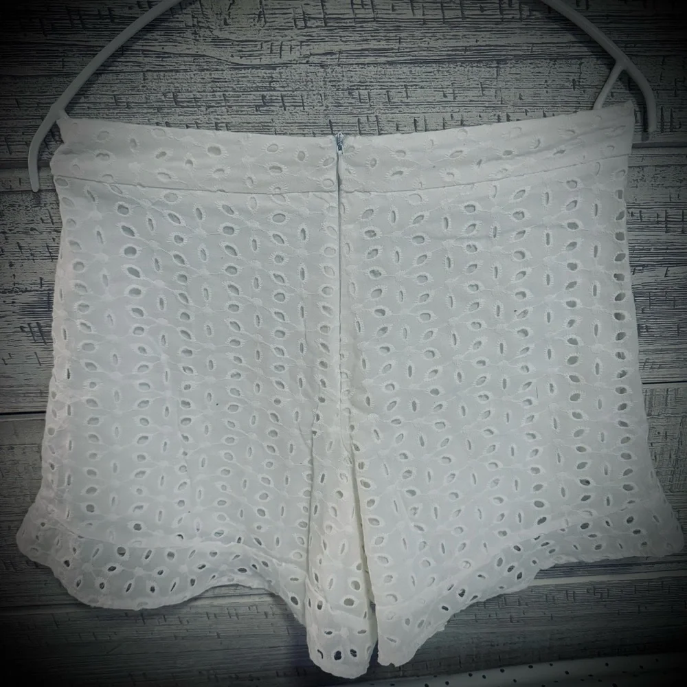 Eyelet Ruffle High-Waisted Shorts - Picture 2 of 5